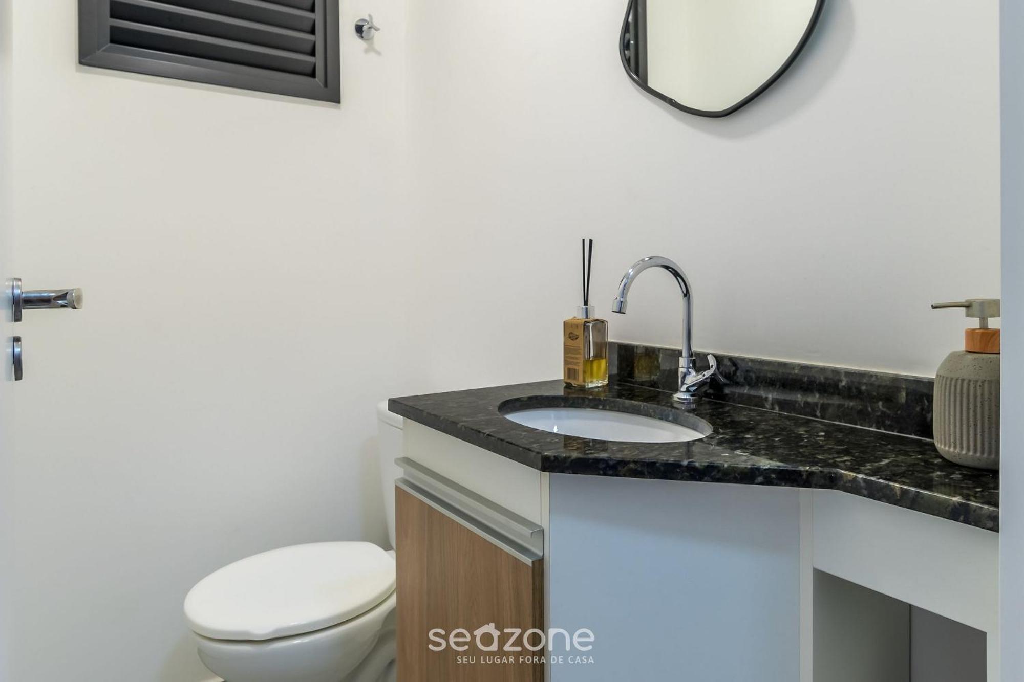 Apartamento Apto C/ Churrasqueira 450m Da Pha0023 *